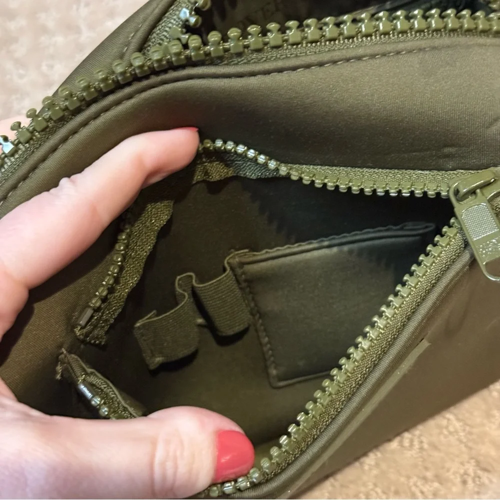 Dagne Dover Olive Green Micah Crossbody Purse Bag - Picture 7 of 8